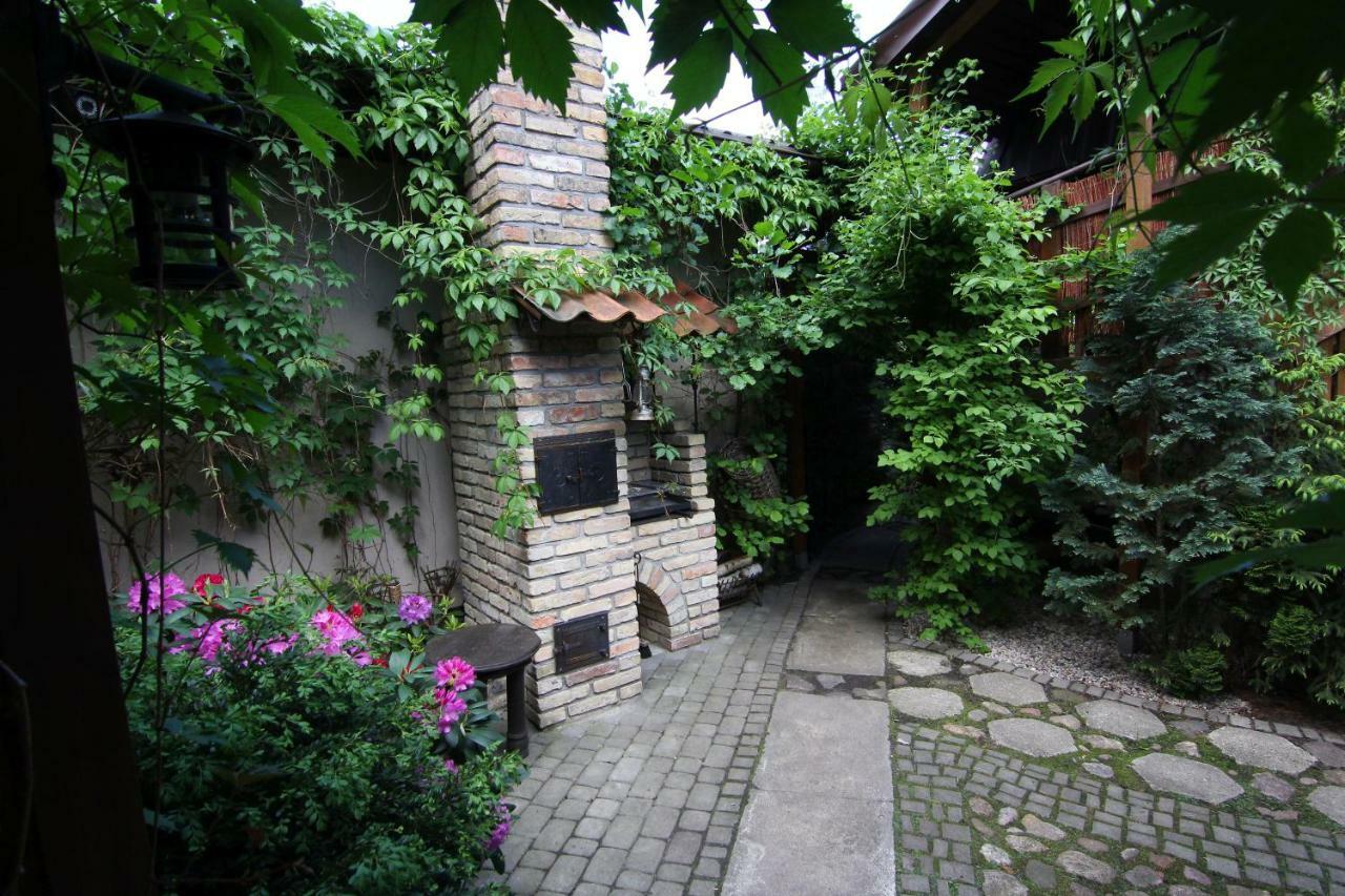 Apartamenty Pod Wiciokrzewem Supraśl Exterior foto